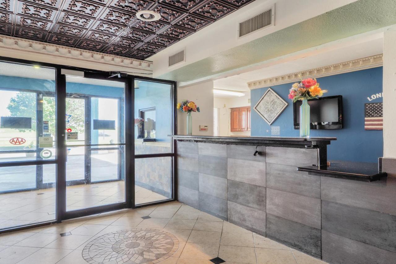 Lonestar Inn & Suites, Erick Ok Hwy 40 By Oyo エクステリア 写真