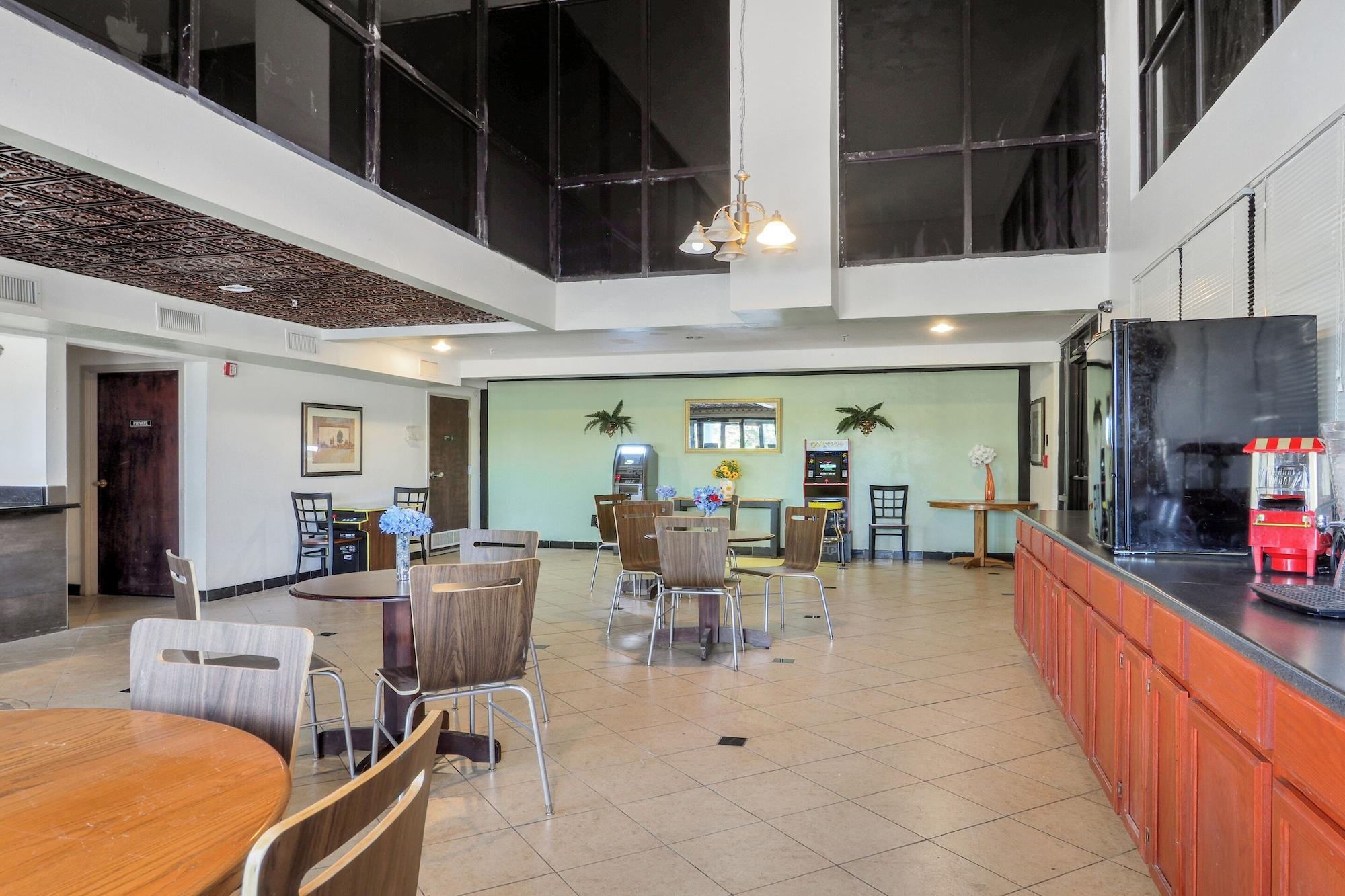 Lonestar Inn & Suites, Erick Ok Hwy 40 By Oyo エクステリア 写真